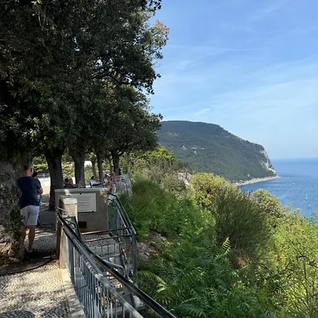 Casa Adamo Ed Eva Numana